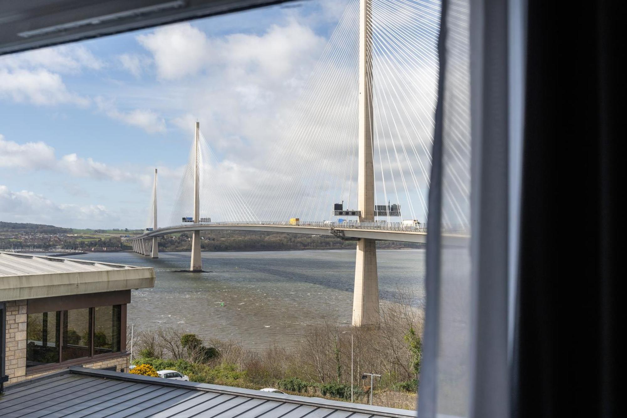 Doubletree By Hilton Edinburgh - Queensferry Crossing Hotel 4*