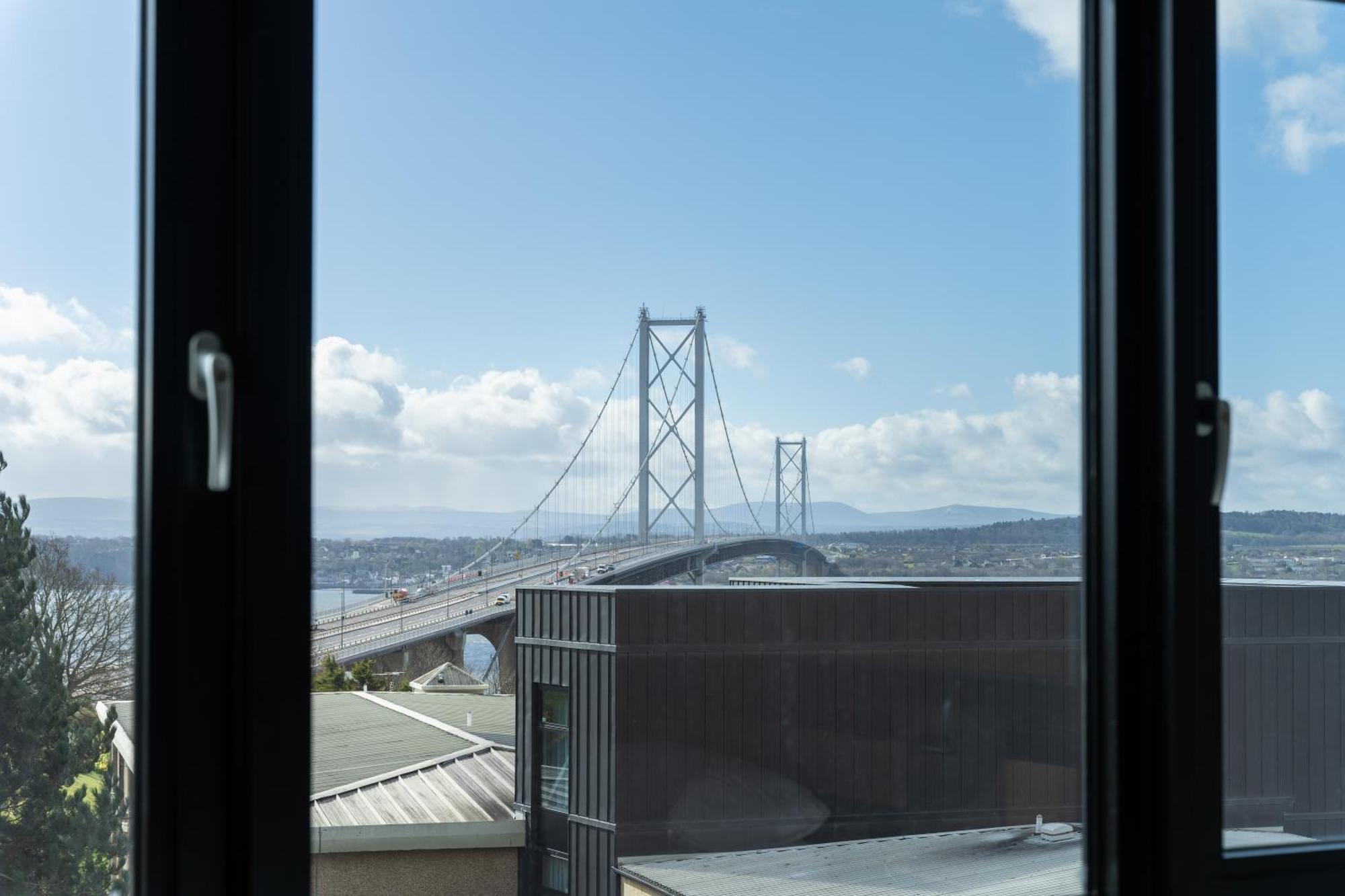 Doubletree By Hilton Edinburgh - Queensferry Crossing 4* North Queensferry